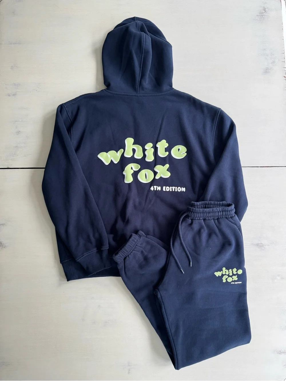 White Fox Sweat Set - Picture 1 of 13